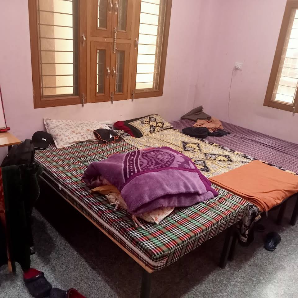 Dev Boys Pg-Gurjar Ki Thadi-Jaipur
